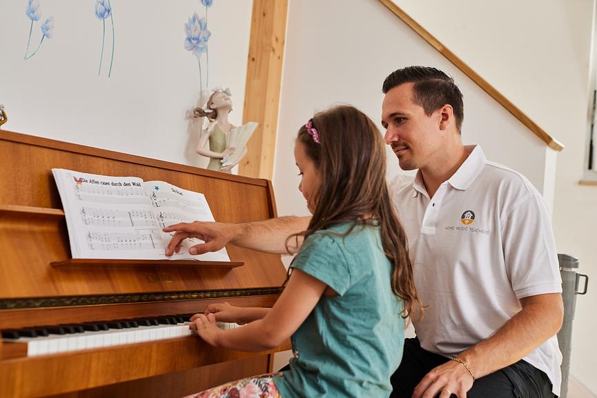 Bild 1 Home Music Teachers - Unterricht bei Dir zu Hause