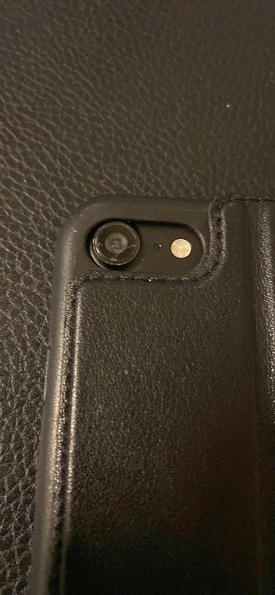 Bild 2 iPhone 7 (Akku defekt) 15€