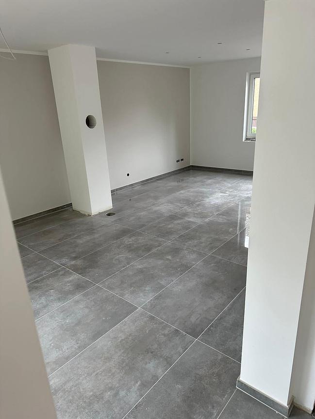 Bild 7 Fliesenlegen, Malerarbeiten, Fassaden