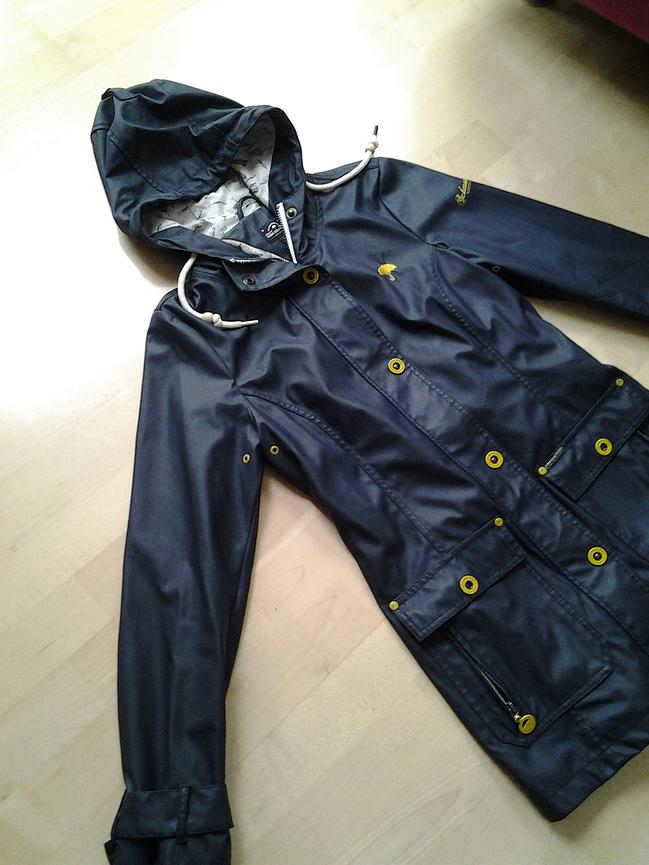 Bild 5 Schmuddelwedda Damen Regenjacke/ Gr. S/ blau/ 28 Euro