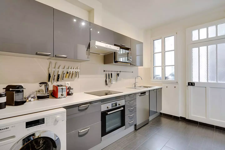 Bild 1 Möblierte Wohnung – Hell, 90 m², 2 Schlafzimmer, in Stuttgart-Degerloch