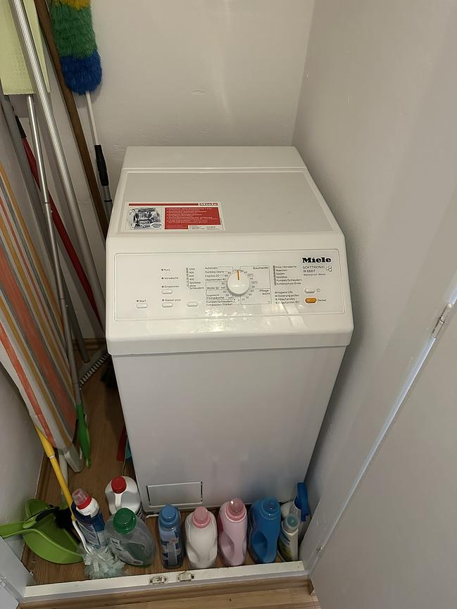 Bild 1 Waschmaschine: Miele Waschvollautomat schmal Toploader