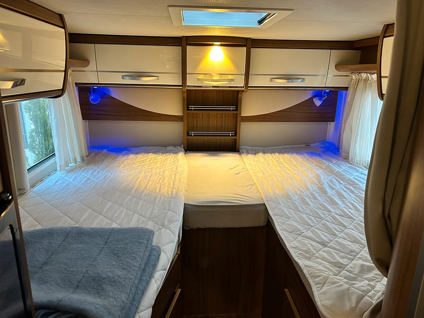 Bild 2 Wohnmobil Hymer EX578 der Klasse B