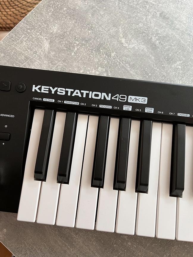 Bild 14 M-Audio Keyboard 49 MKIII / 3 Wochen benutzt !! für 50€