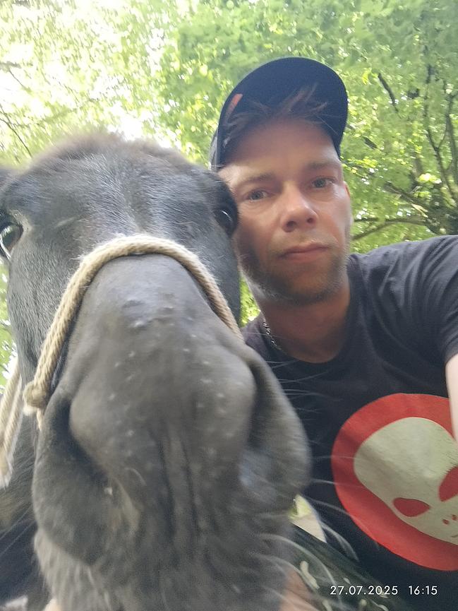 Bild 1 Ich bitte meine Hilfe für alle arbeiten die sie nicht ausführen wollen .