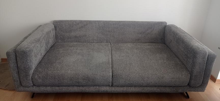 Bild 4 Neuwertige Dreisitzercouch abzugeben