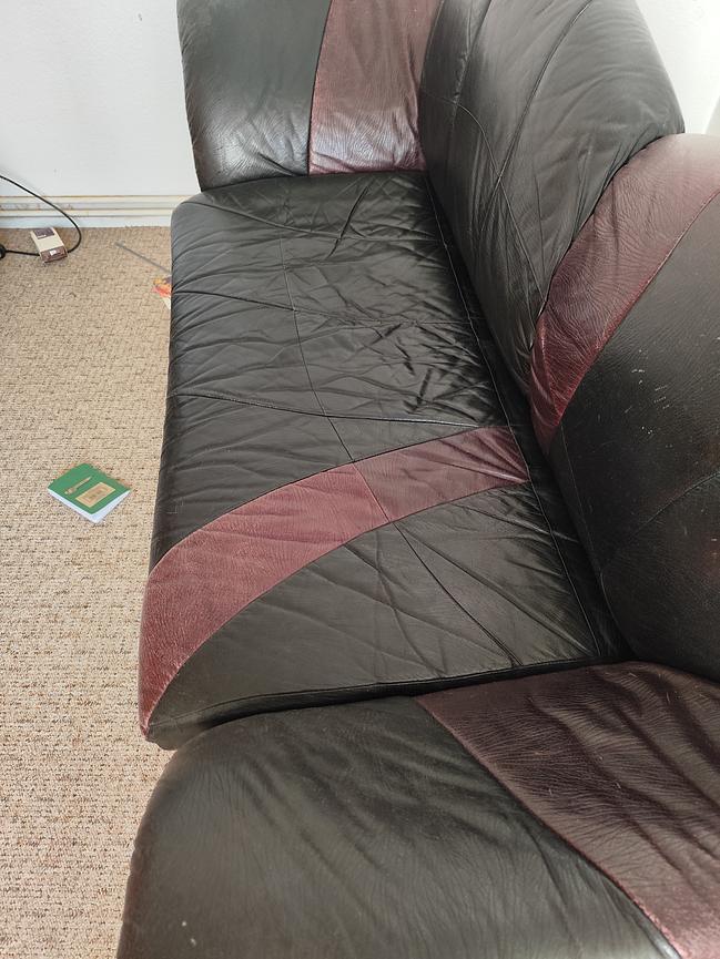 Bild 3 Ledersofa mit ausziehbarem Lattenrost