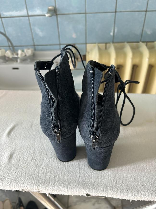 Bild 4 Damenschuhe