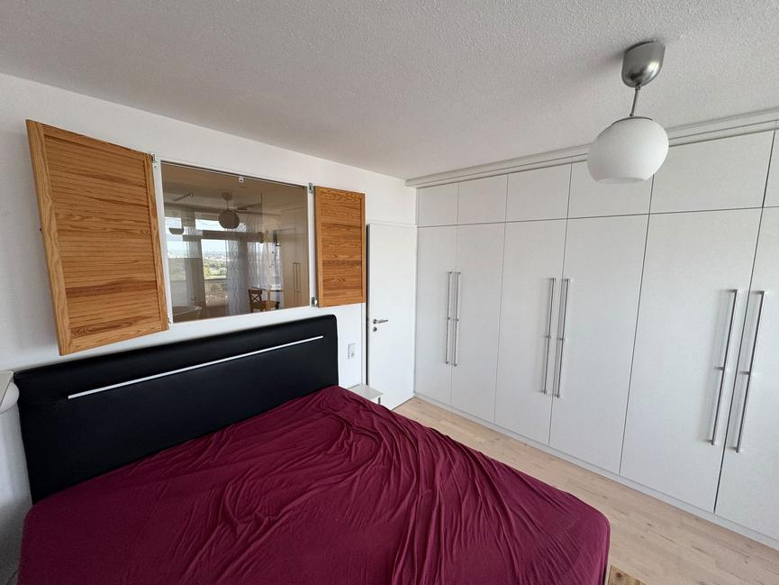 Bild 3 Möblierte Wohnung im Kölner Unicenter mit Domblick (27. Etage)
