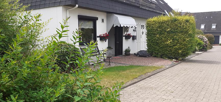 Bild 1 Reihenendhaus Achim Vogelsiedlung