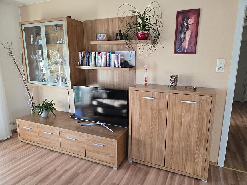 Bild 1 Wohnwand Wohnzimmer