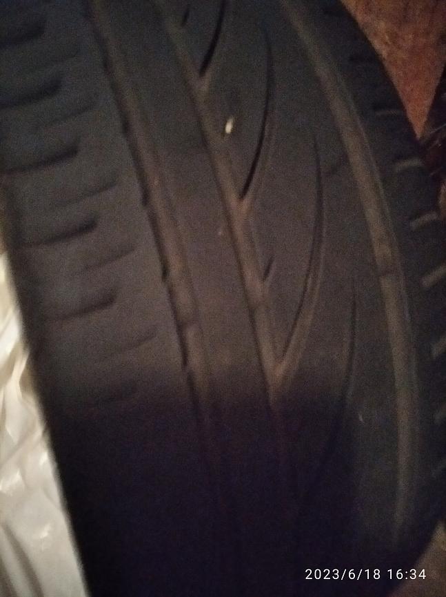 Bild 8 Zu verschenken Sommerreifen Continental PremiumContact 205/55 R16 91H