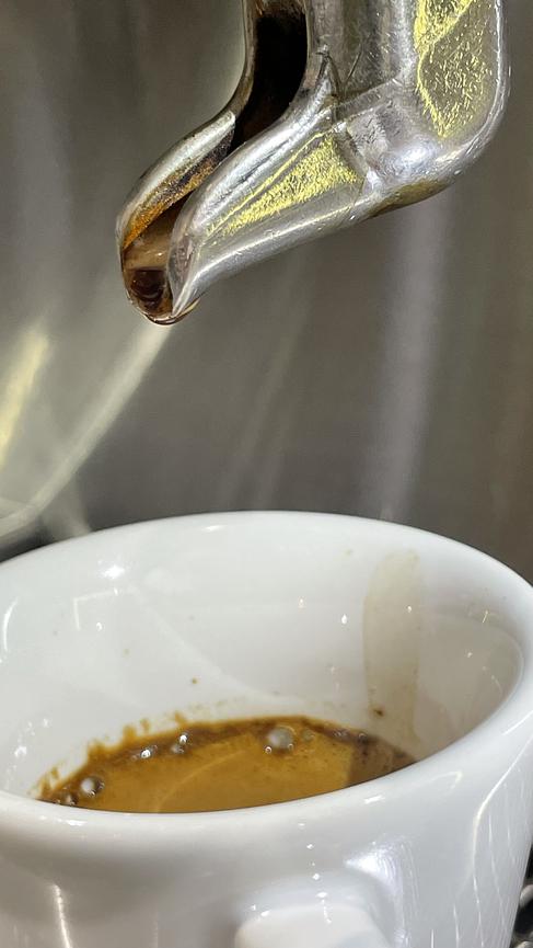 Bild 1 feines Cafe am Hafen Cospudener SEE/ Pier1 sucht Mitarbeiter:inn