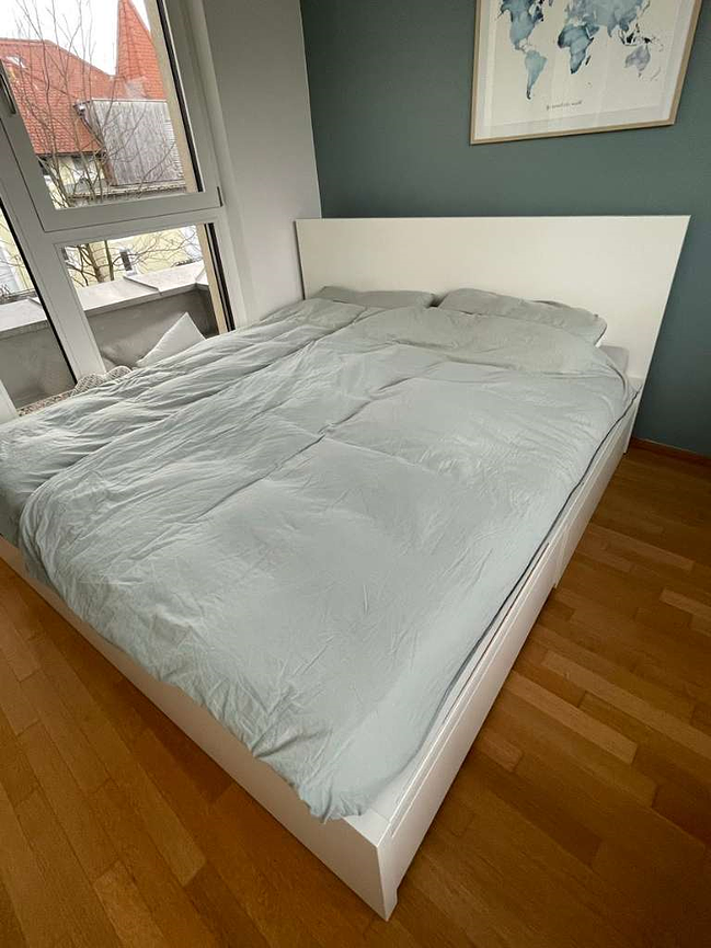 Bild 2 Ikea Malm Bettgestell180cm x 200cm Lattenroste mit 4 Schubladen 175 € VB