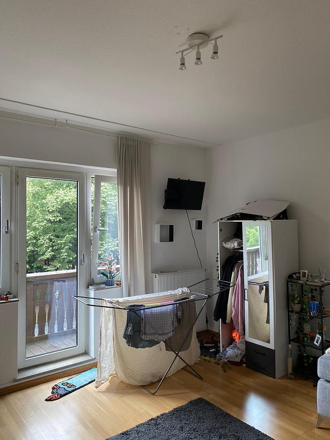 Bild 1 ab sofort: WG-Zimmer  unmöblliert in 4er WG am Cheruskerring