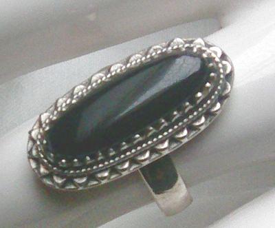 Bild 4 Ring, 925 Silber mit gefassten Onyxstein