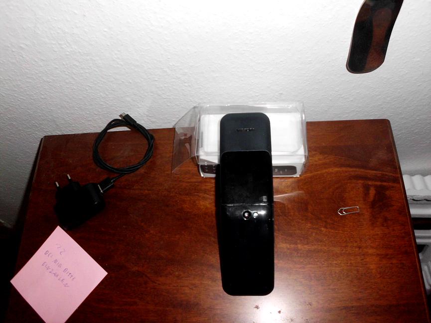 Bild 4 Ich gebe ein unbenutztes Nokia 2720 Dual-Tasten-Handy mit 2Gin Schwarz ab.