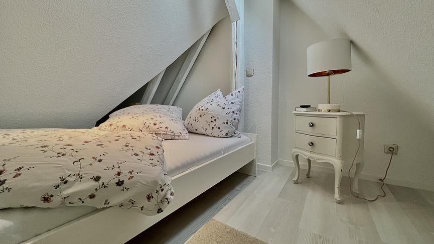 Bild 21 Das Überraschungspaket für Studenten +++ Möbel für 149 €