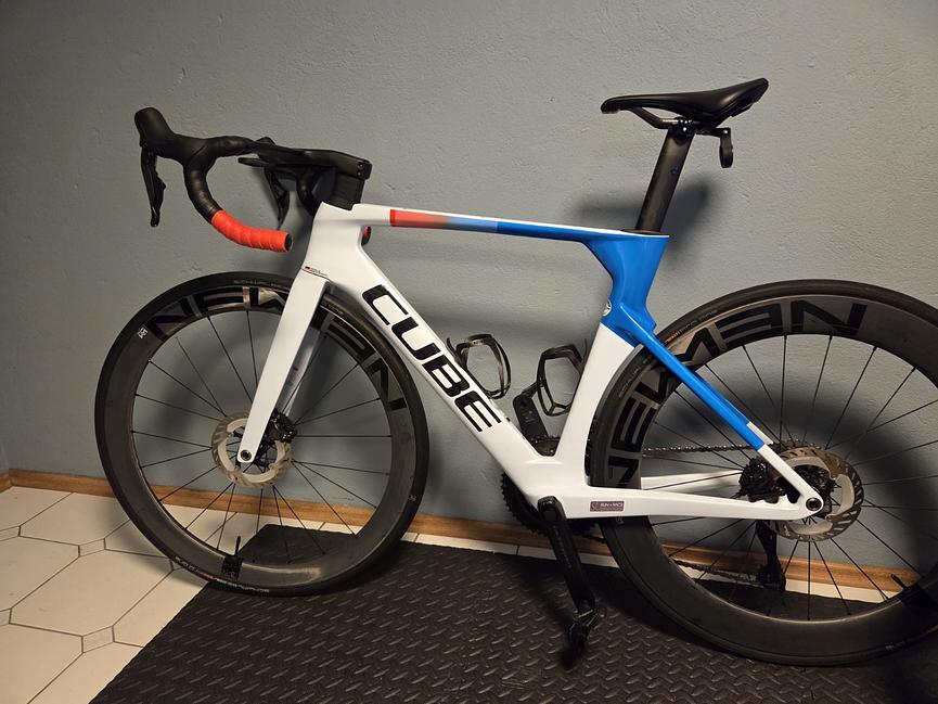 Bild 1 Cube Litening Aero C68X Pro Di2 Carbon
