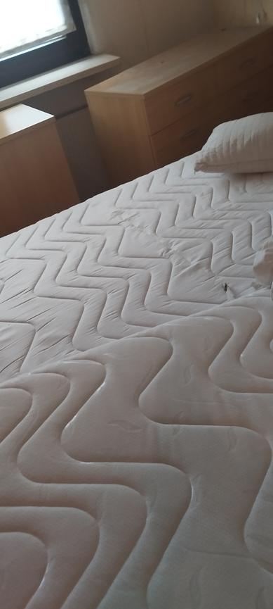 Bild 5 Gut erhaltene Schlafzimmer Einrichtung für 1200€ zu haben