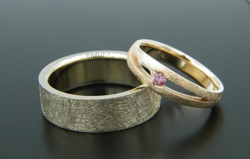 Bild 5 Individuelle Eheringe aus Ihrem Altgold- gefertigt in der Goldschmiede Manteufel