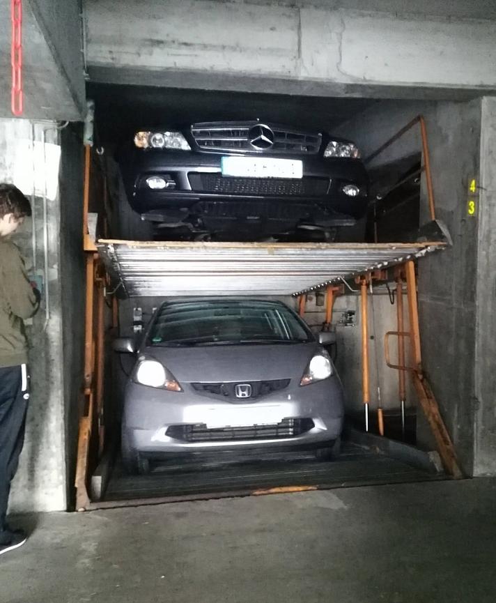 Bild 1 Duplex Tiefgaragen-Stellplatz in Stuttgart Mitte