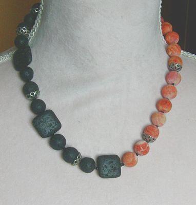 Bild 6 Edelsteincollier im auffand, extravaganten Design