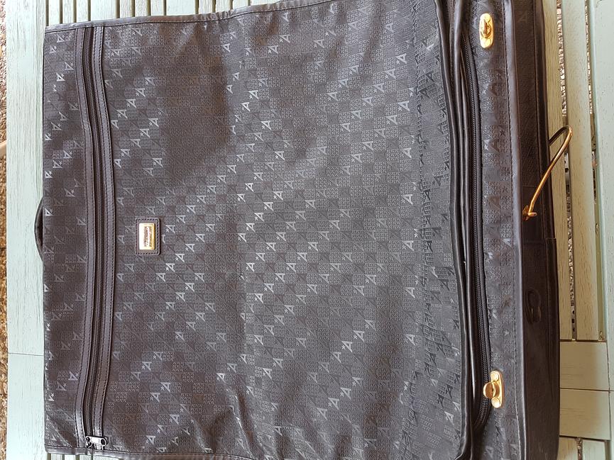 Bild 5 Markenkleidersack, sehr gepflegt, ideal für Anzüge, Kleider