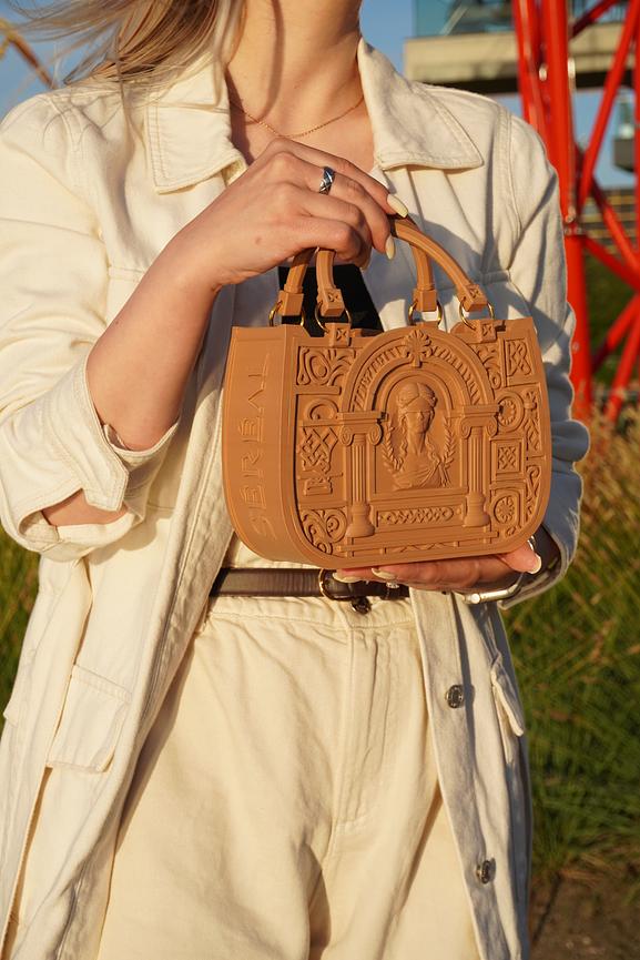 Bild 3 SÉRÉAL 3D‑Designertasche – Gerechtigkeit & Stärke in tragbarer Form