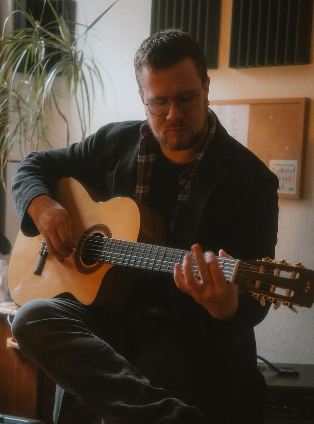Bild 2 Gitarrenunterricht in Leipzig - Gitarre Lernen in deinem Tempo