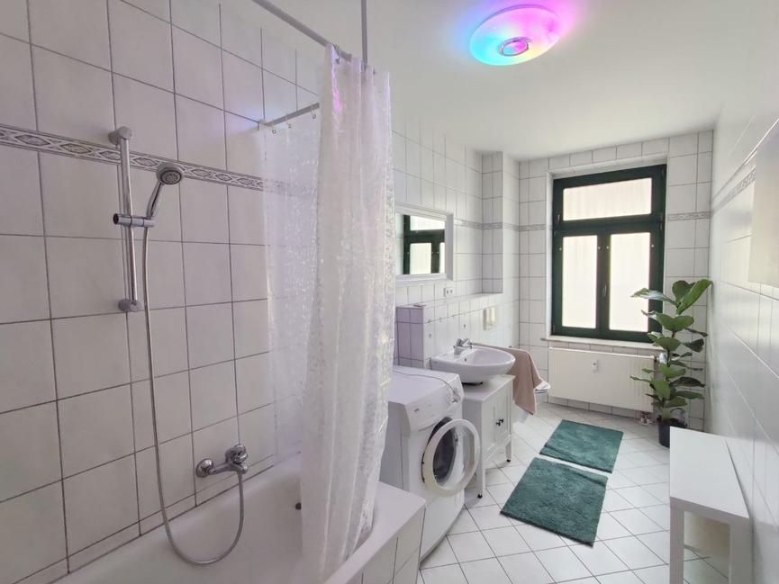Bild 10 Möblierte WG-Zimmer, Balkon, Markkleeberg, S-Bahn nach Leipzig, Seenähe