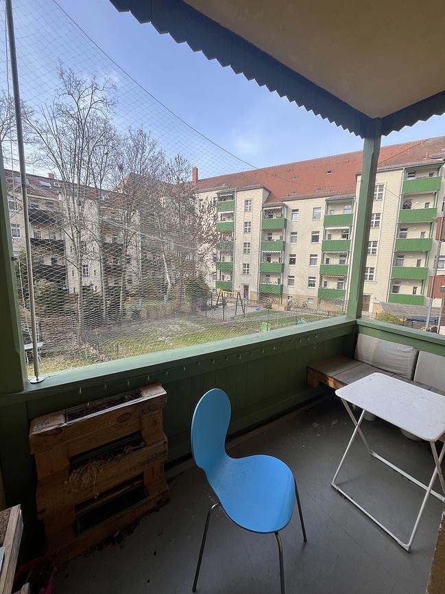 Bild 6 Helles 12 m² Zimmer in 2er-WG mit Balkon, nette Mitbewohnerin gesucht