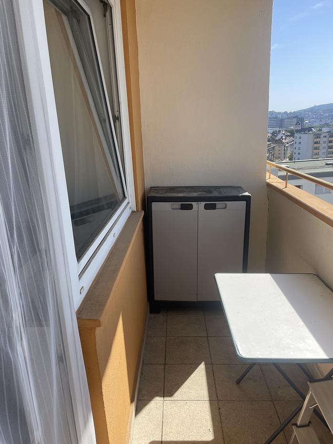 Bild 8 Einzimmer Wohnung über den Dächern von Stuttgart-West