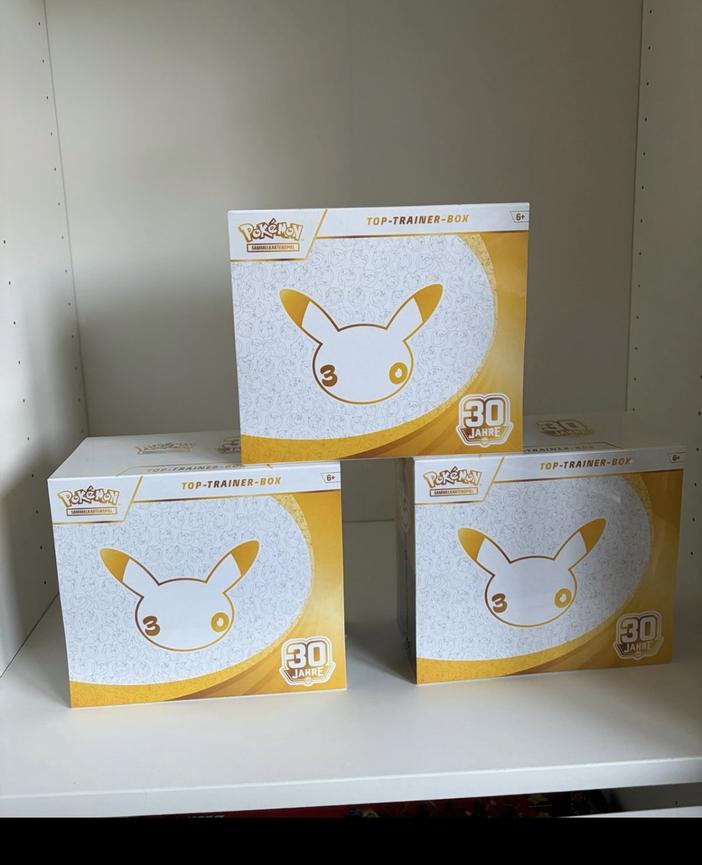 Bild 1 Pokémon 30 Jahre TTB 3x