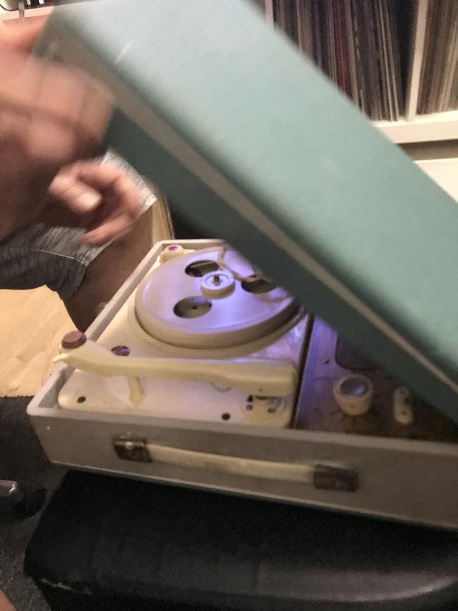 Bild 3 Plattenspieler