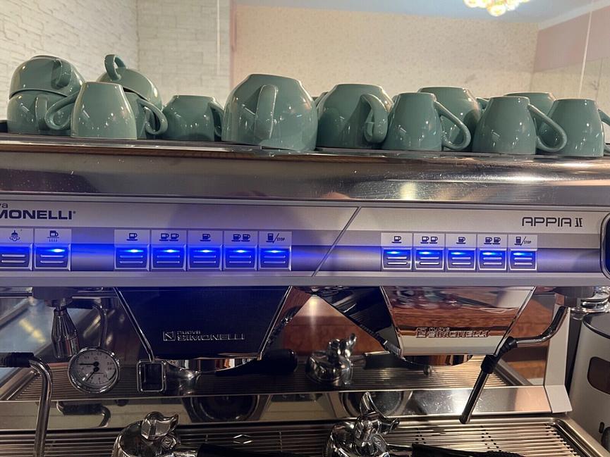 Bild 2 Siebträgermaschine Nuova Simonelli Appia 2