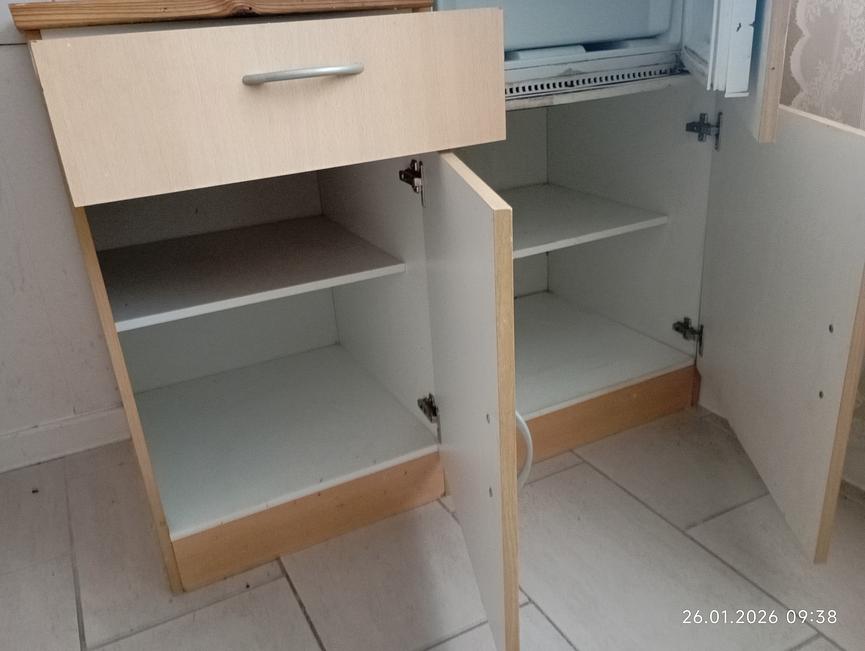 Bild 5 Küchenzeile mit Einbaugeräte Preis 40 Euro