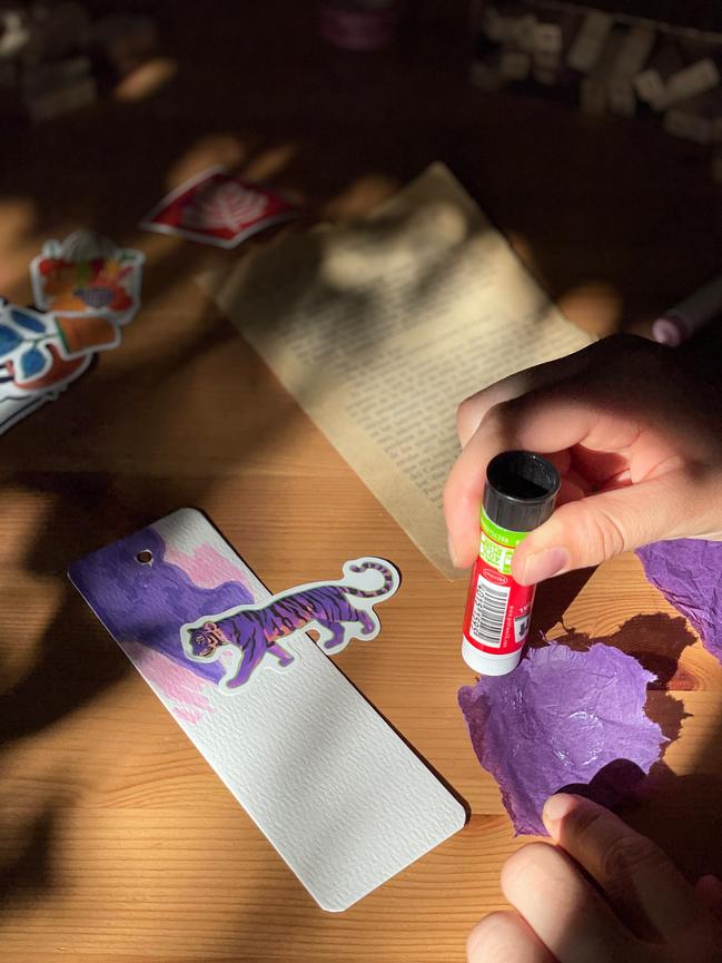 Bild 3 Kunstworkshop: Lesezeichen gestalten