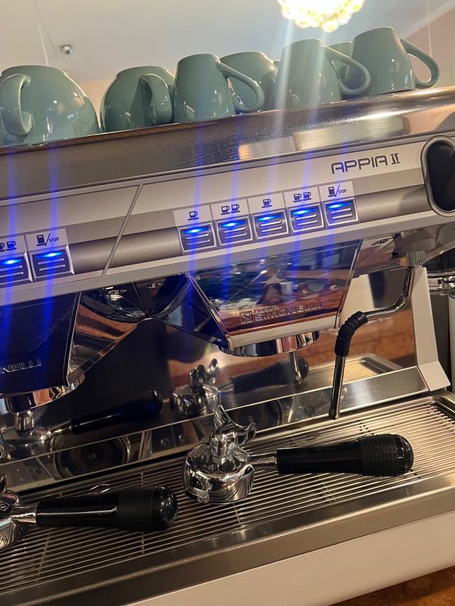 Bild 3 Siebträgermaschine Nuova Simonelli Appia 2