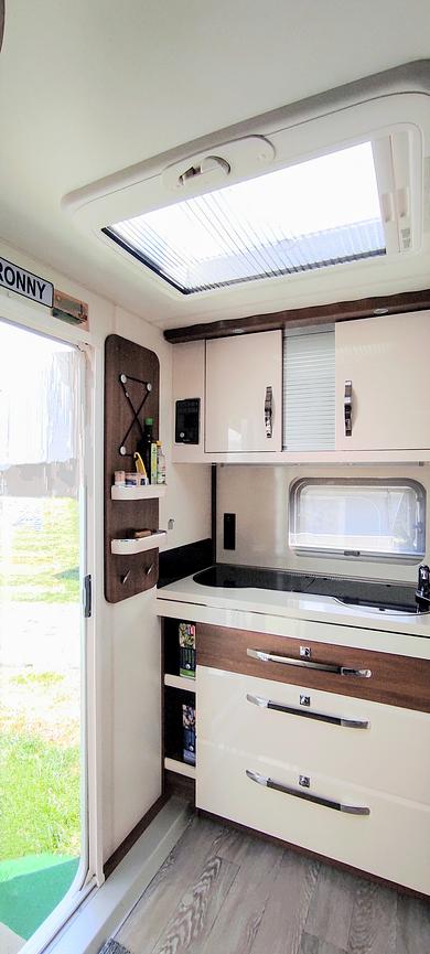Bild 4 Wohnwagen / Caravan Hobby Excellent 460 SFf,Sonderausst. u. Mover
