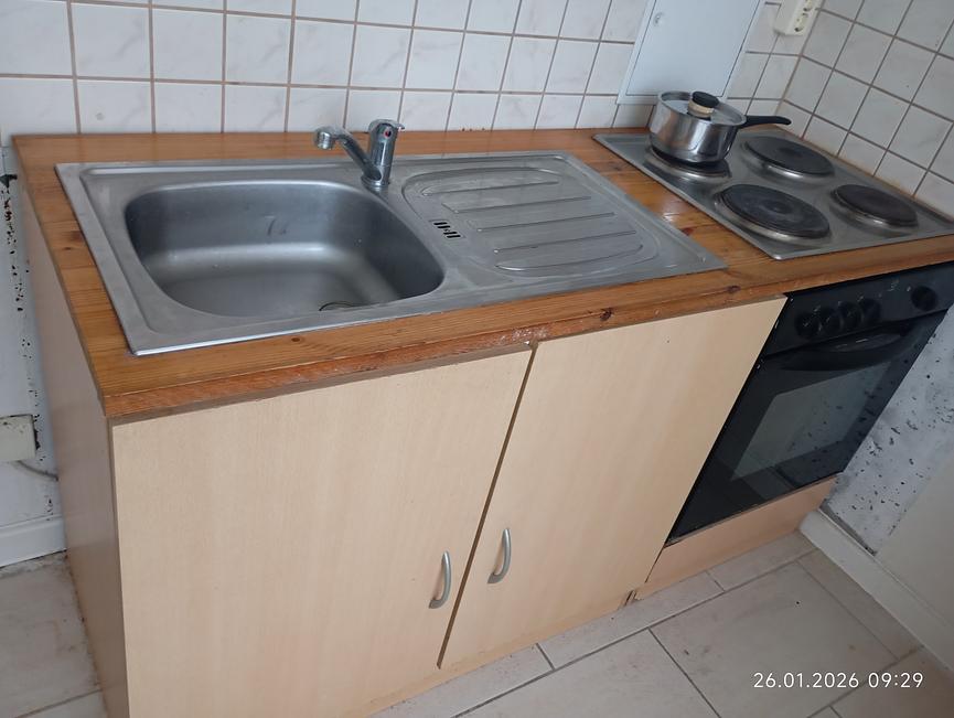 Bild 7 Küchenzeile mit Einbaugeräte Preis 40 Euro