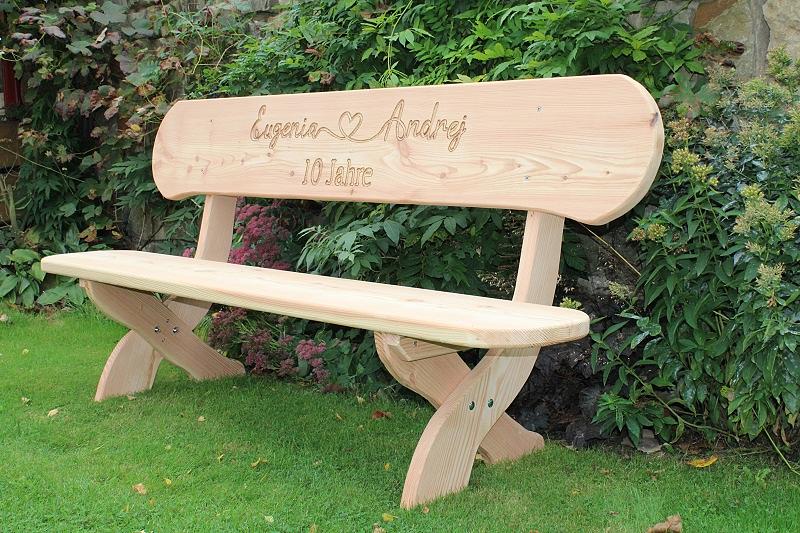 Bild 10 Gartenbank aus Lärche mit Gravur. Hochzeitsgeschenk. Holzmöbel.