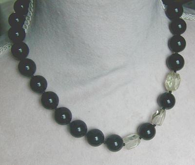 Bild 7 Edelsteinkette, Adleracaht mit Lemmonquarz