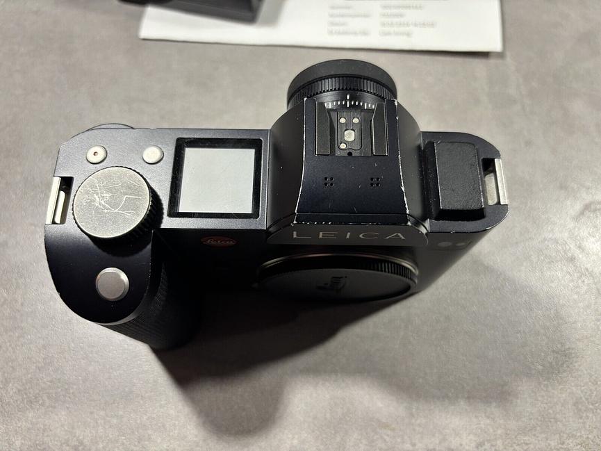 Bild 2 Leica SL Typ 601 Kamera