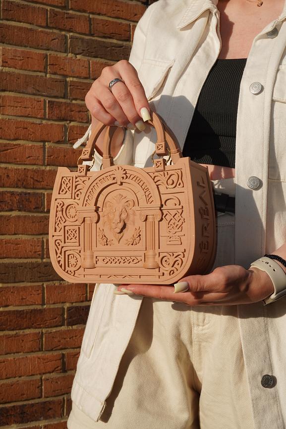 Bild 5 SÉRÉAL 3D‑Designertasche – Gerechtigkeit & Stärke in tragbarer Form