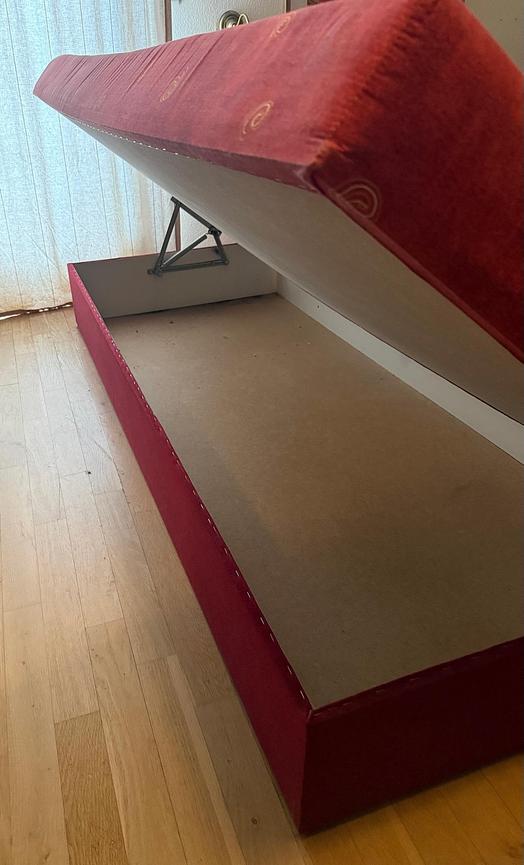 Bild 2 Polsterliege zu verschenken (2 Stk. vorhanden)