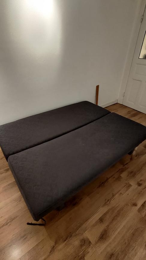 Bild 2 Zu verschenken: Praktisches Schlafsofa mit Stauraum