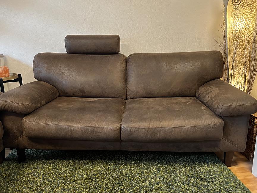 Bild 4 Zwei Sofas Mikrofaser-Lederoptik in braun - gepflegt und bequem