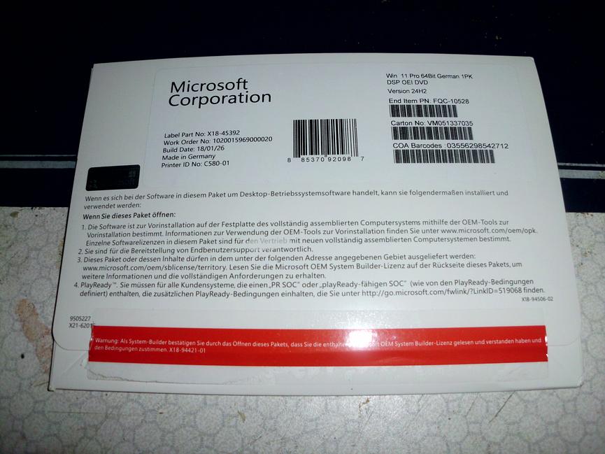 Bild 4 gebe hier ein mal windows 11pro dvd mit kay dazu eine 1tb hdd festplatte ab