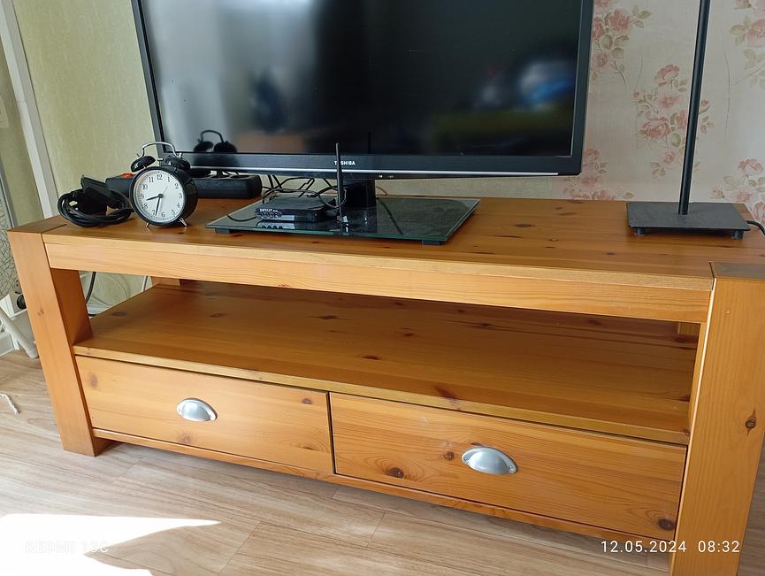 Bild 1 TV-Bank Massivholz - 30 Euro